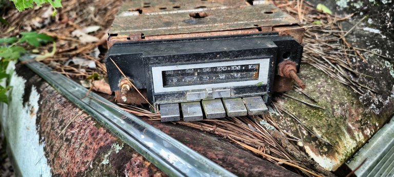 An old radio