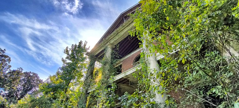 The magnificent Federal-style mansion, now in ruins