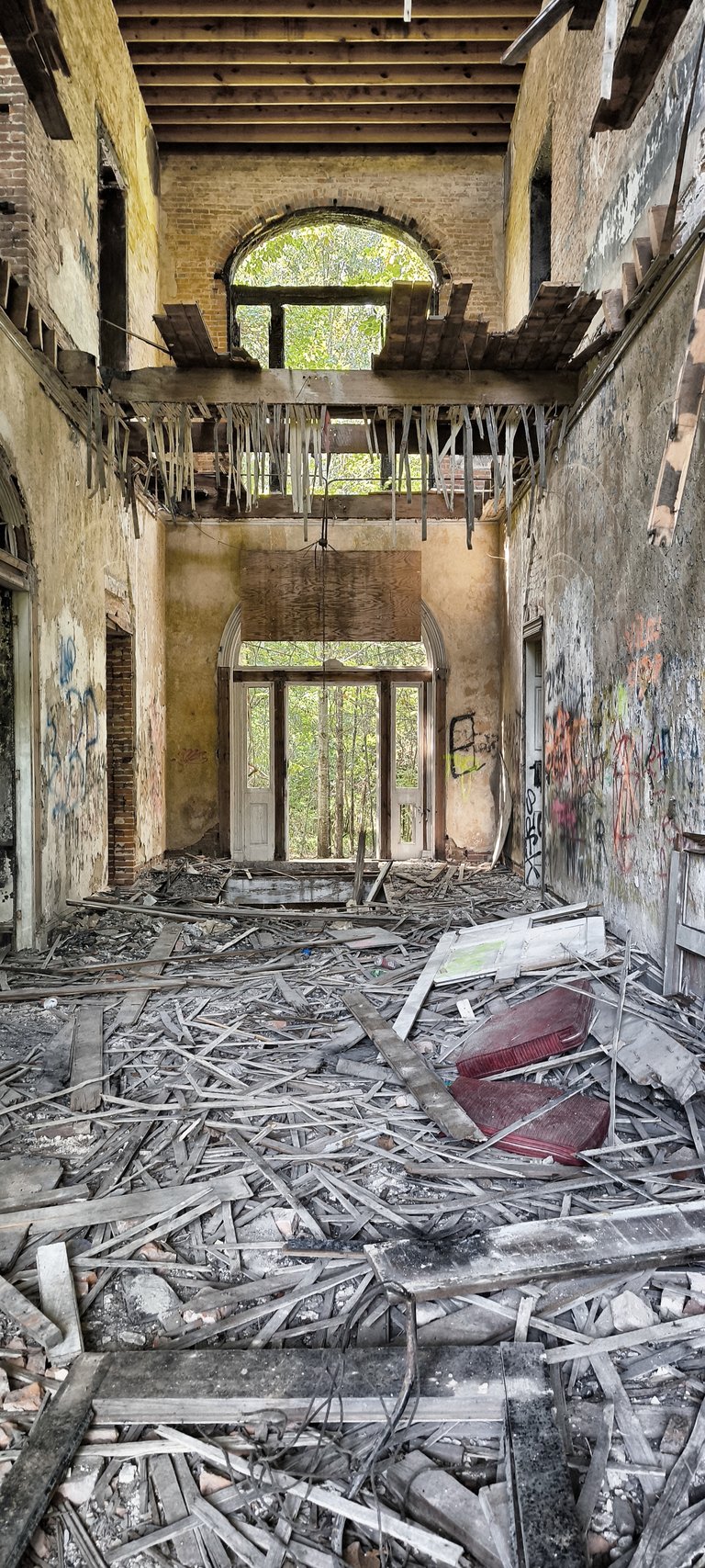 Inside the lost place