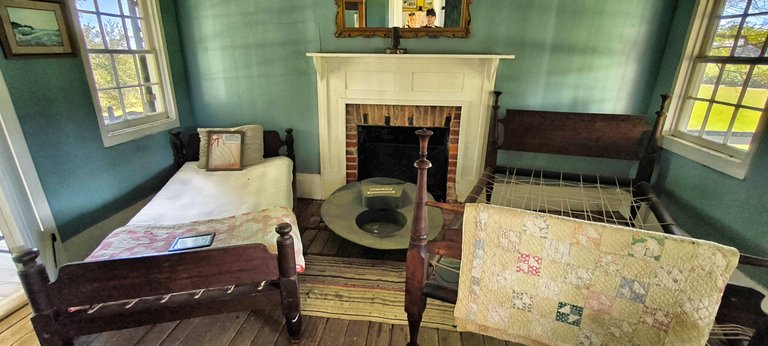 Inside Overseer’s House