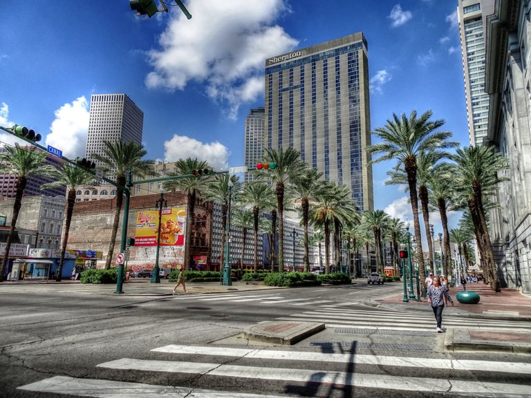 At noon the city is empty