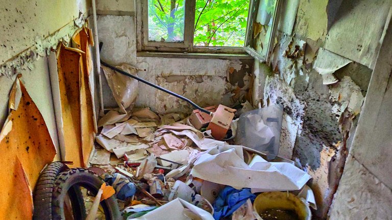 Garbage fills this room