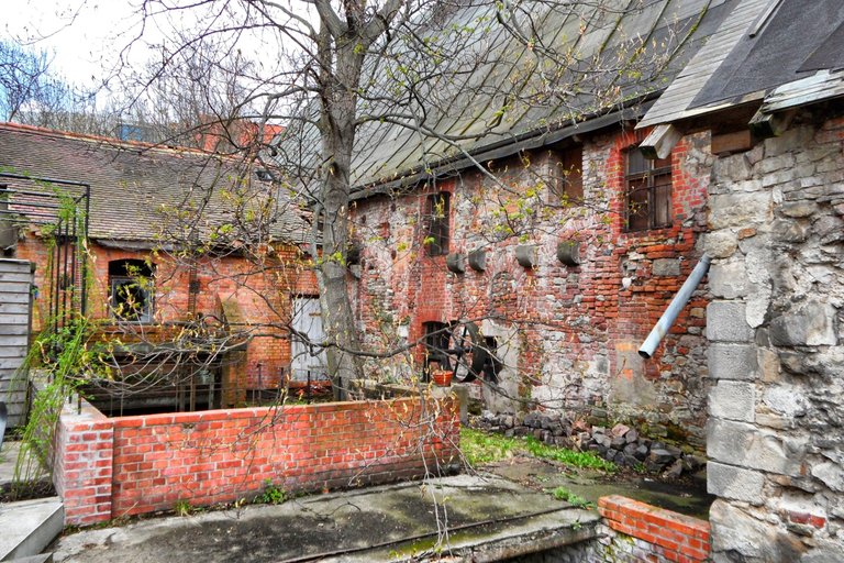 Under the bricks are the water
