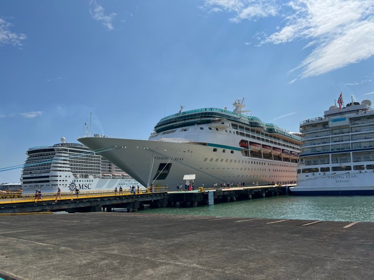 Cruise in the Southern Caribbean