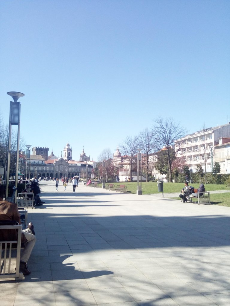 the main square ´praca da republica´ in the background and its neighboring park