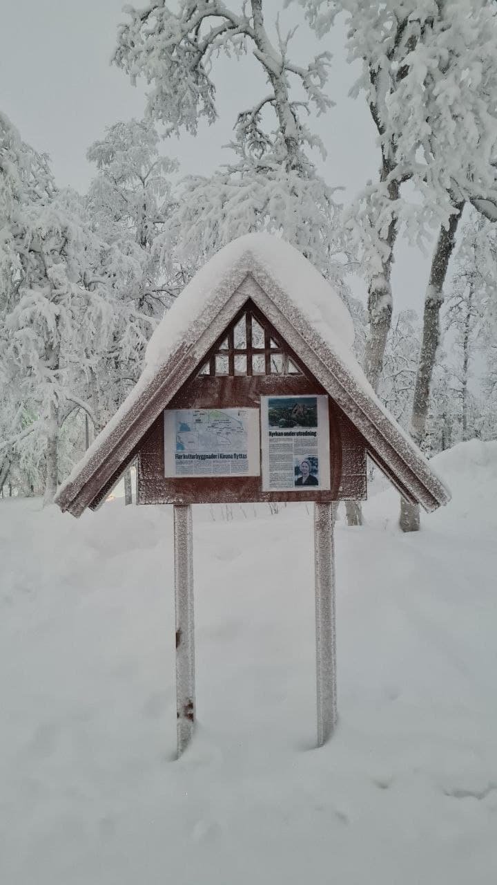 Information for the church. Well, information board is cute already in snow!