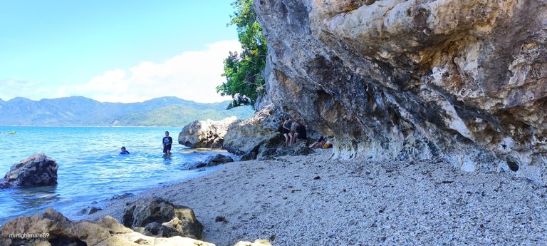 These rocks will shelter you from the heat of the sun when you want to keep watching the scenery within the eyes that face you. There’s an entrance fee but not a big amount because from what I learned it’s just 20 pesos or 0.20 USD cents.