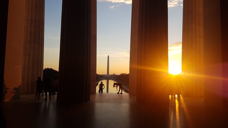 Lincoln Memorial sunrise looking at the Washington Monument.