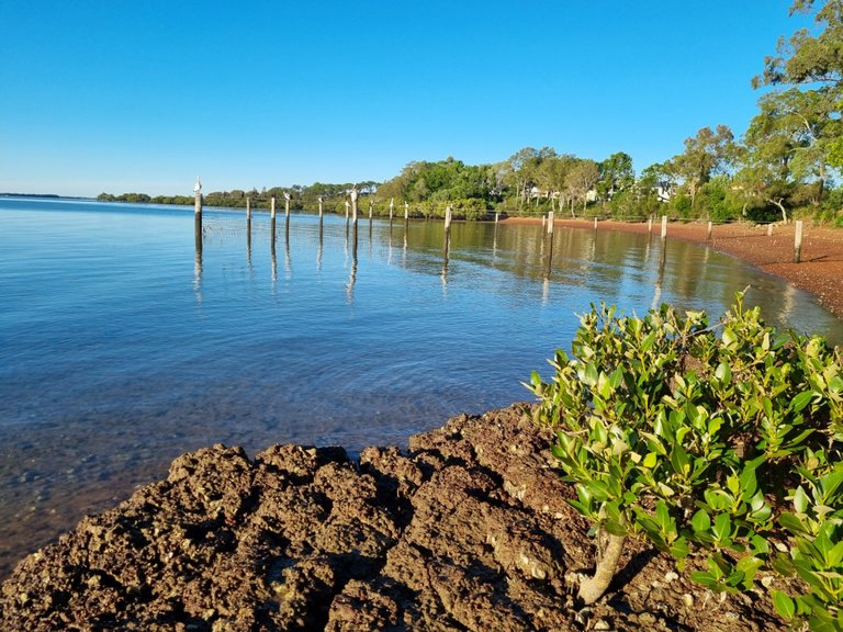 As a swimming spot its not the best, small and rocky under foot, not much sand, but not too bad for cooling off on a hot day in summer. It would need to be a little bigger than the approximately 25 metres long area for me to get fired up enough to swim some laps.