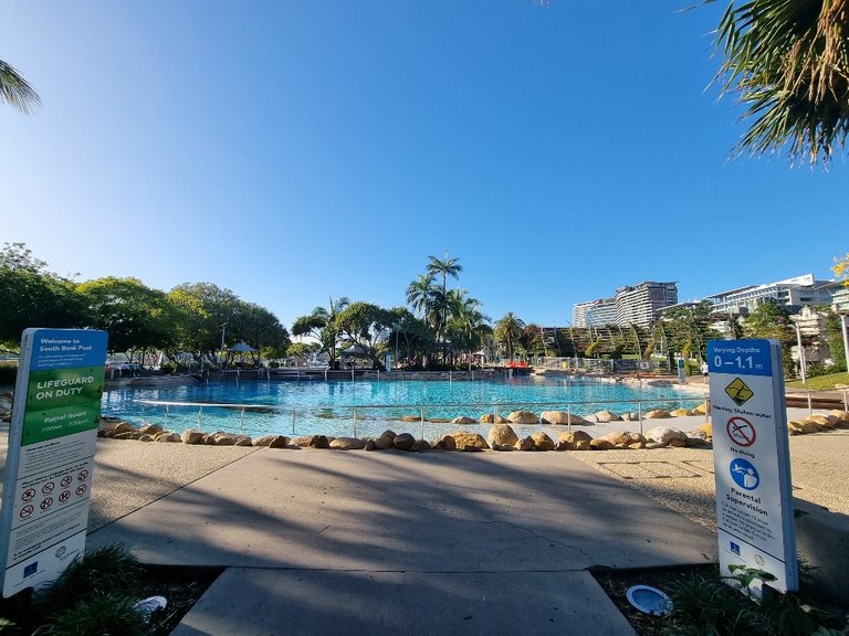 And back to the South Bank swimming lagoon to finish off a nice walk around our Capital City.