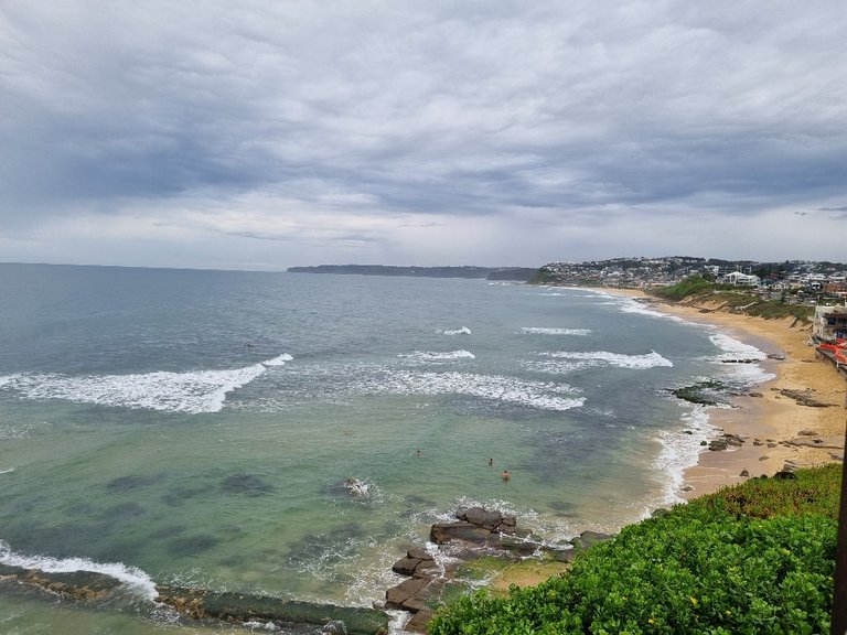 Bar Beach. We have been here before, we got to do a parkrun which is completely run on the sand here, it was one of our most favourite parkruns as we were here for parkrun tourist podcast meet up. After the parkrun and live podcast I was lucky enough to have been able to join a few other parkrunners doing an ocean swim. The weather on the day was great and the ocean swim was the best I had ever experienced big clean surf and you could see right to the bottom even right out the back of the swell.