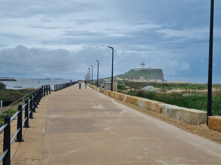 Bather way is a very impressive six kilometre coastal walk even on a not so perfect day. It runs from Nobbys Beach break wall at the mouth of the Hunter River in New South Wales all the way down to Merewether Ocean Baths.