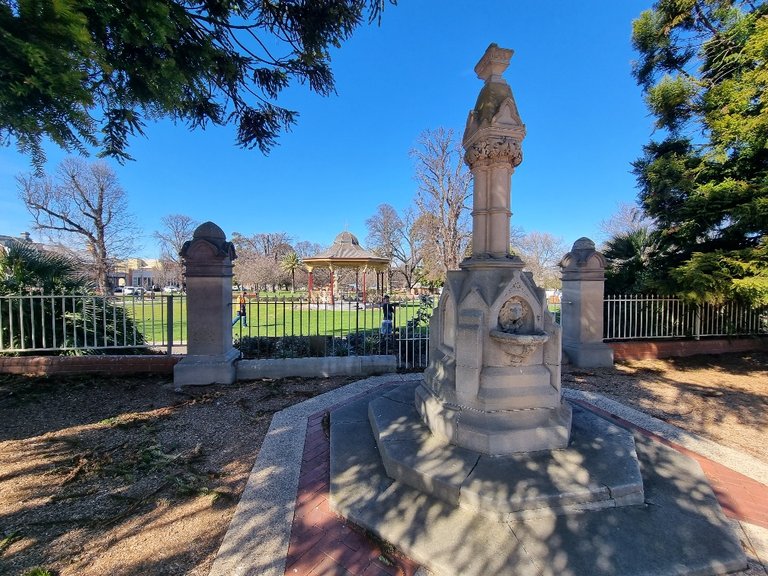 Belmore Park is in the centre of Goulburn City. It’s an obvious landmark that seemed well utilised by locals and visitors like us. It has pretty gardens, a fountain, a glass house for growing even more summer-loving plants over their cold winters, as well as a war memorial and a useful toilet!