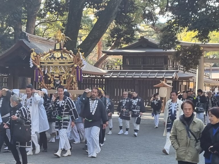 It looks like we had missed to main parade and ceremonies to the main shrine and everyone was was basically packing up and going home. Still it was all very interesting to see.