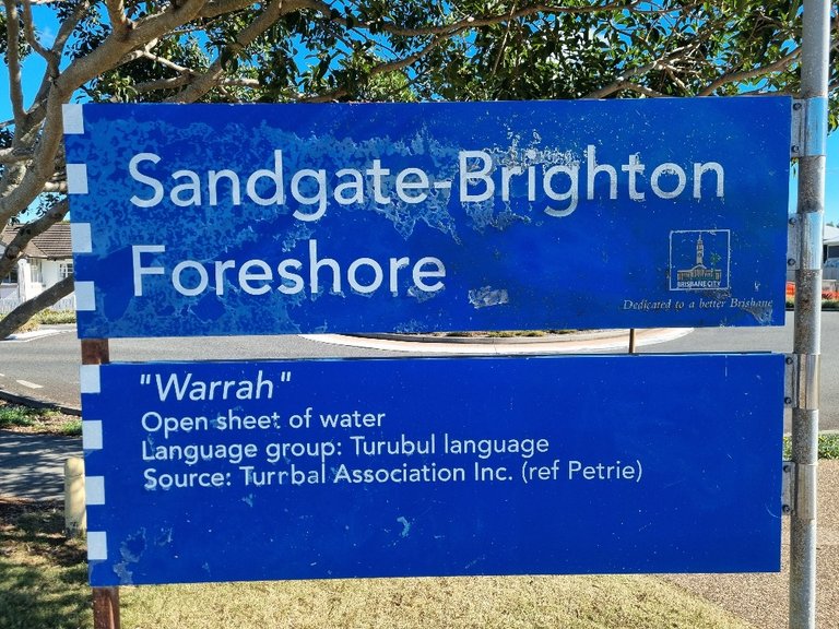 About half an hours drive north of Brisbane is the Sandgate-Brighton Foreshore, it is a great spot for a walk or ride on a nice day situated along side Moreton Bay. I have run and done many long cycling trips here because the coastline roads are flat and well looked after.