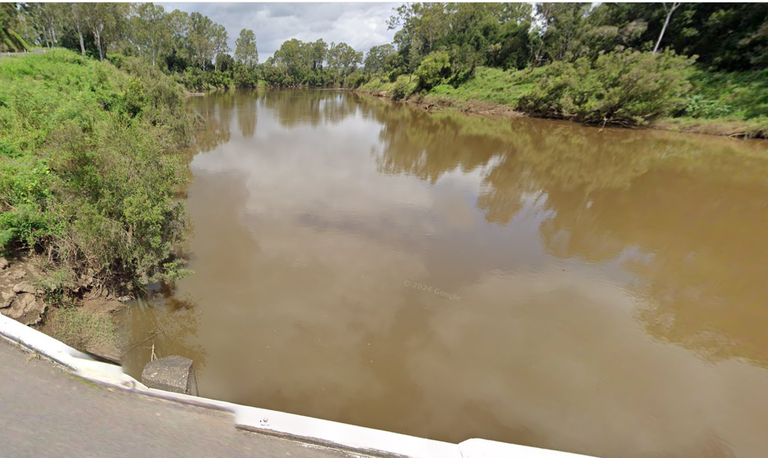 A google earth screen shot of the mighty Mary river not really the most attractive spot as a tourist destination, I am glad we did not bother detouring to check it out but it is interesting that these country towns were all build along the river which acted as its trading route.