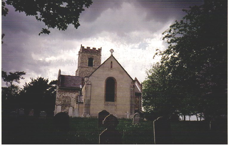 At the time there was not a lot to see in this small country town in the south of Norfolk about 10 kilometres from Norwich and my family line seemed to have moved on from this farming area during the Industrial age.