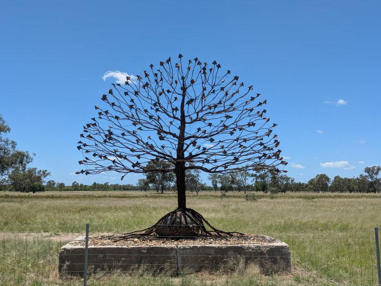 There were some great sculptures on the way into town as well.