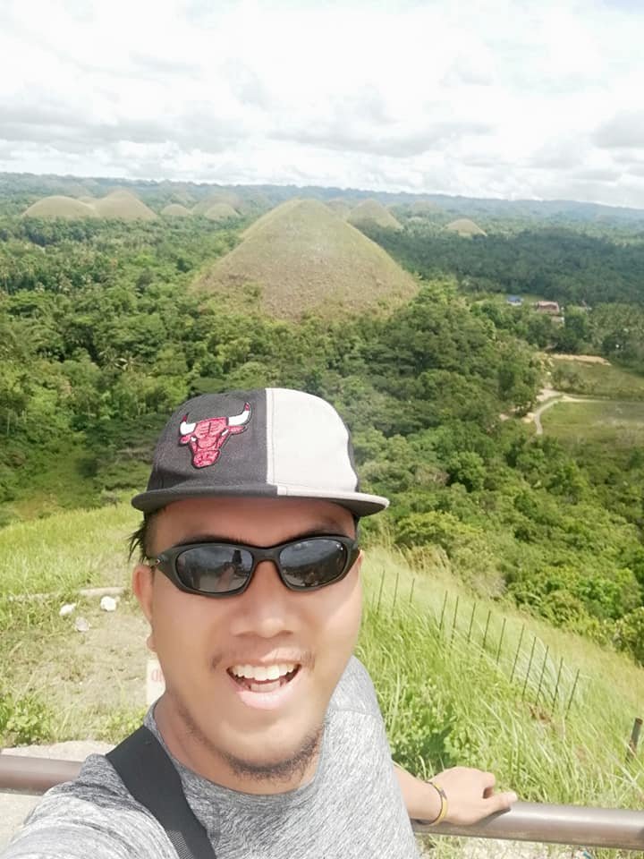 Enjoyin’ my moment at the Chocolate Hills in Bohol