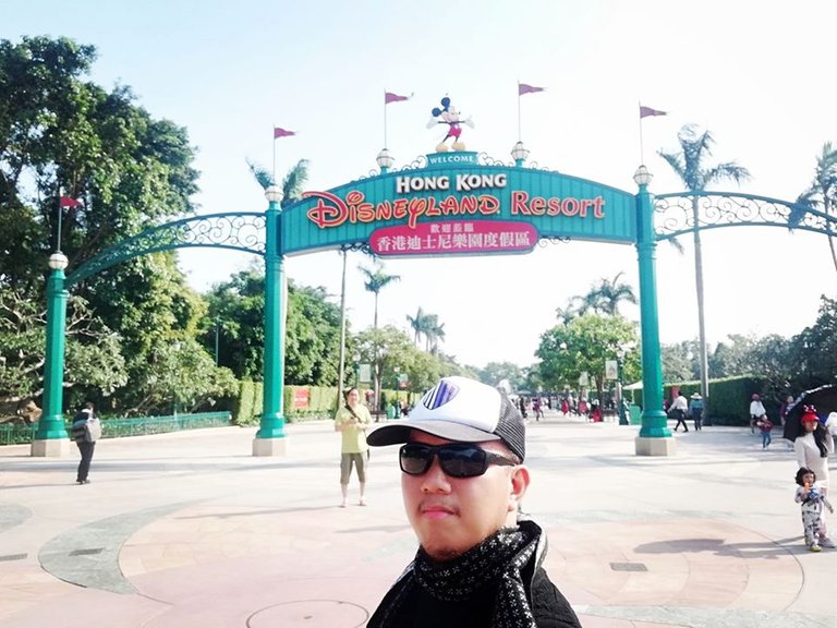 Explorin’ the Disneyland Hongkong