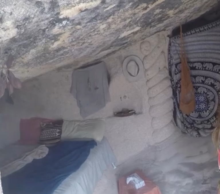 one of the ”luxury” caves ;)