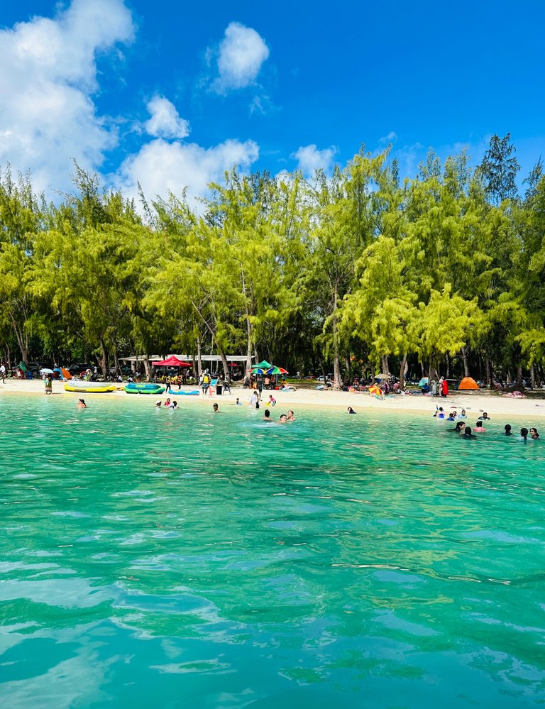 Warm water and calm lagoon…white sandy beach and beautiful sun shining!!! Perfect summer day!