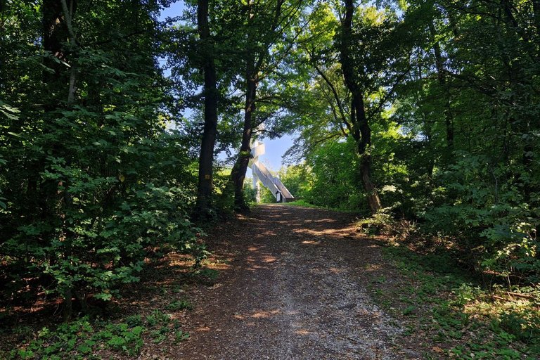 Way to the peak