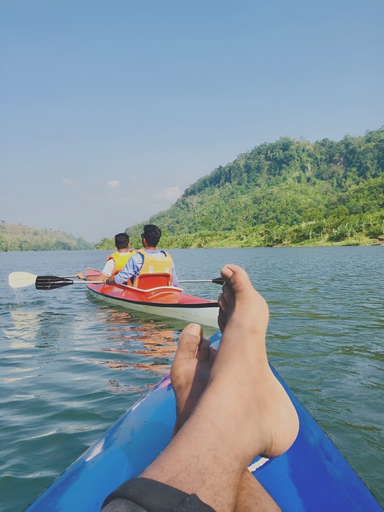 Relaxation in kayaking boat
