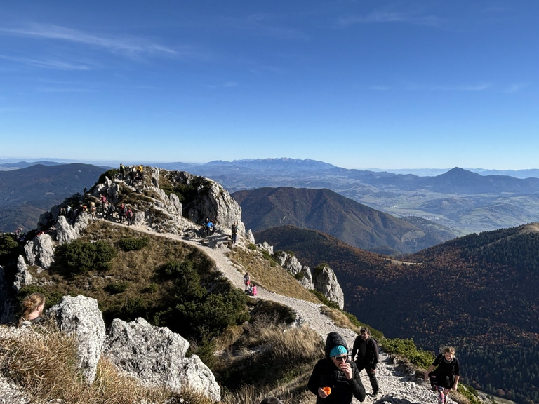 Wielki Rozsutec - widok na Tatry