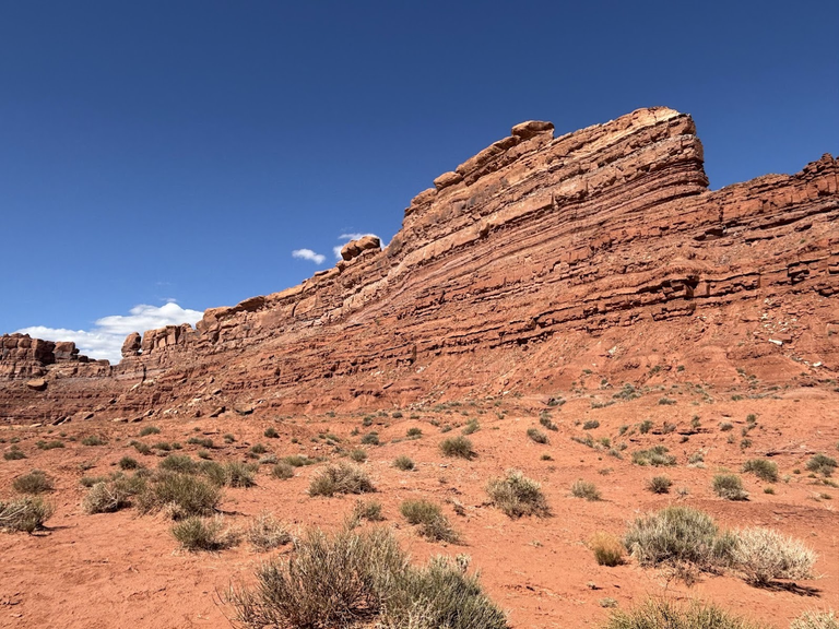 Locomotive Butte - Valley of the gods, UT