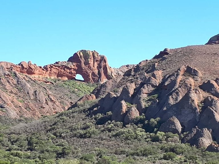 Hole-in-the-Wall Red Hills Calitzdorp