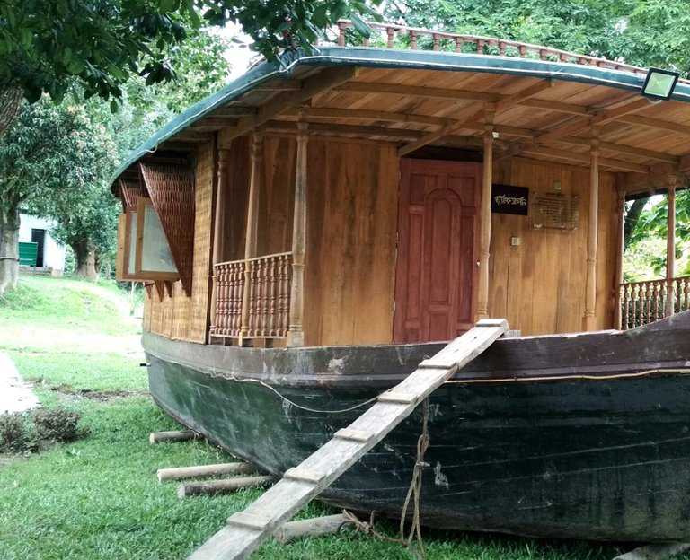 Houseboat in the Kaptai