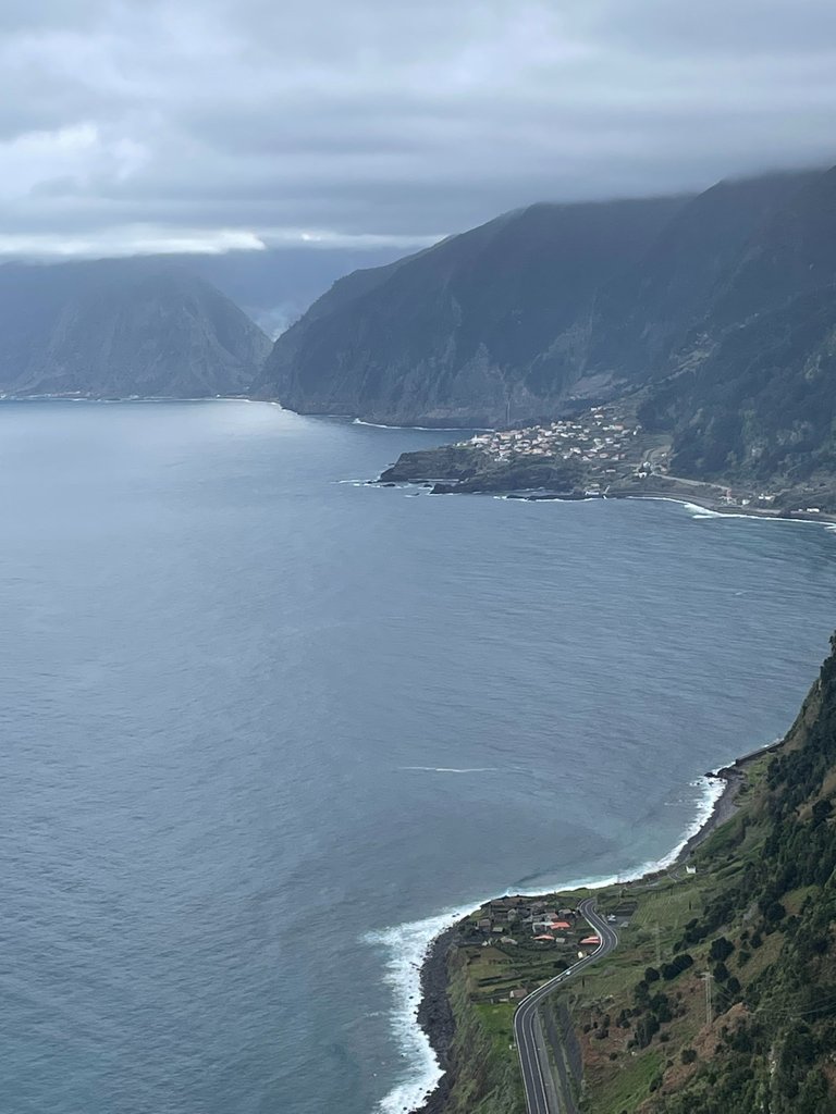 The landscape was breathtaking and the viewpoint Ribeira da Janela was a special highlight.