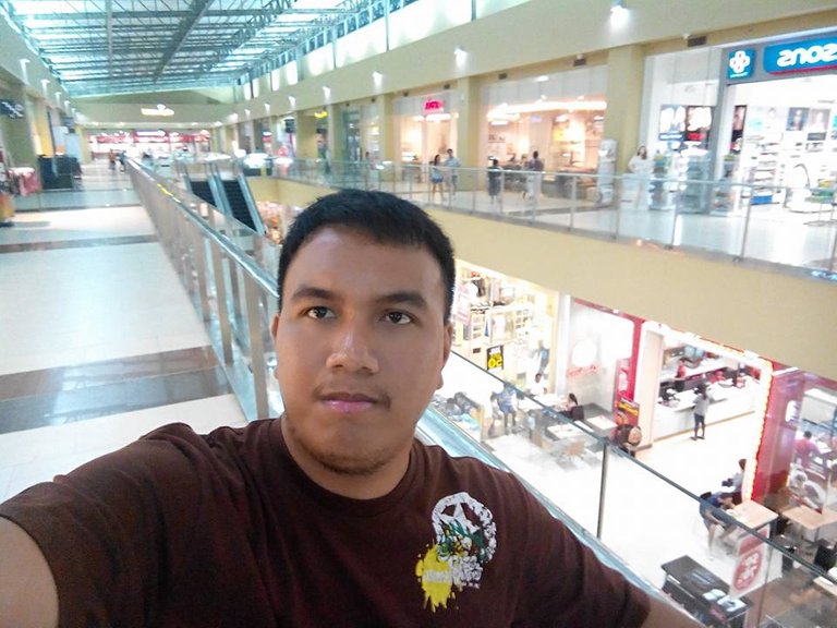 This is me roaming around the Robinson’s Mall in Palawan.
