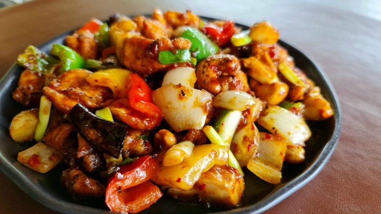 Cashew Chicken