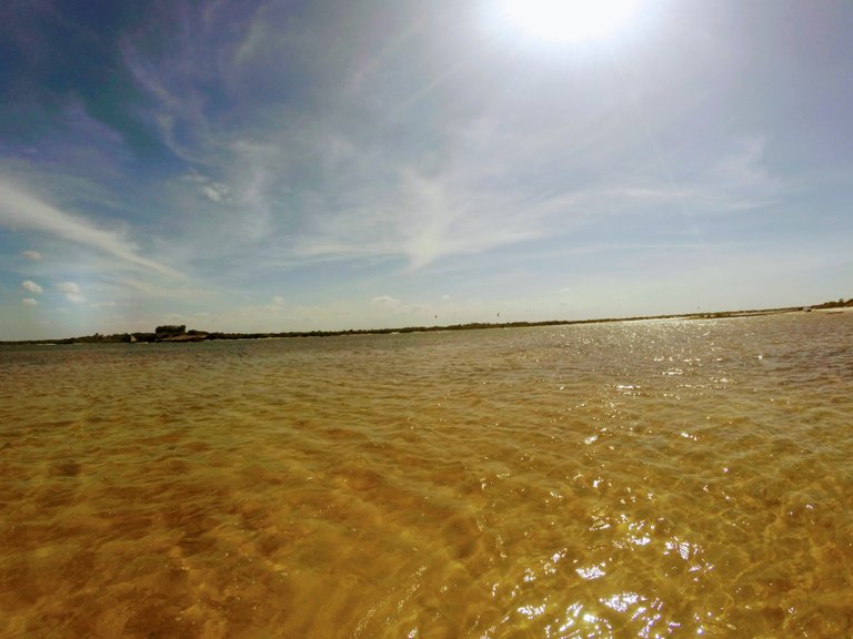 lagoon crystal water