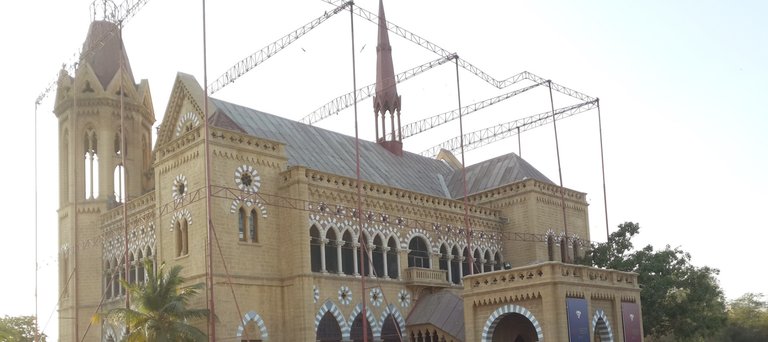 Frere Hall, Karachi