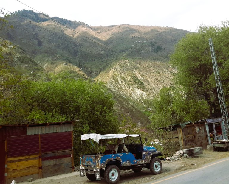 old 4x4s Drive through the tough terrain.