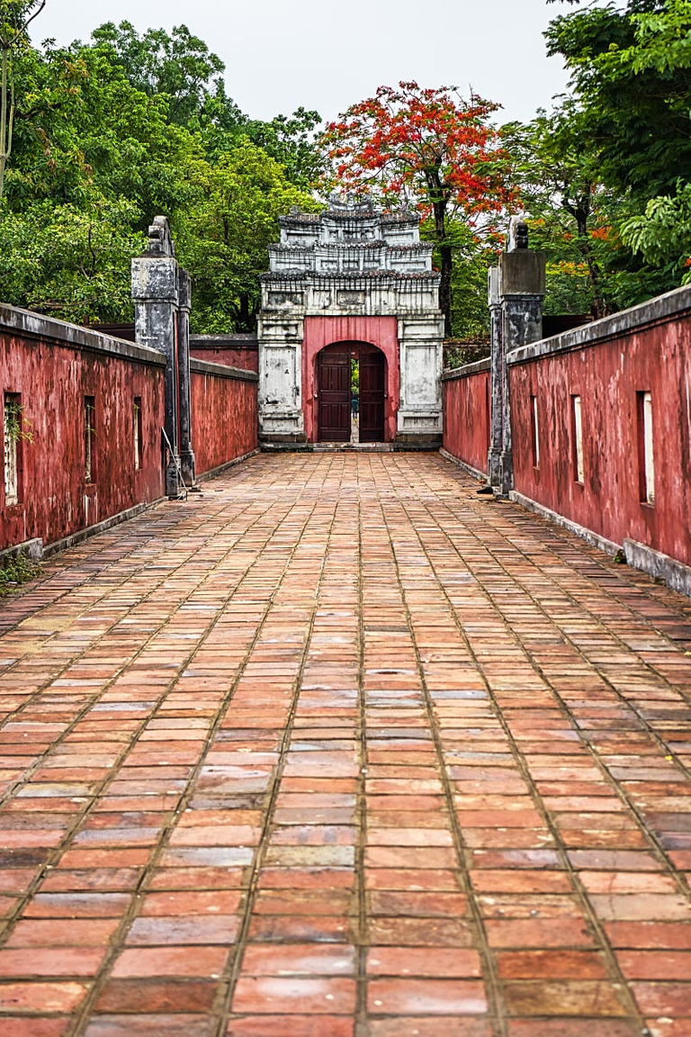 There were many entrances to the citadel and also to its forbidden center.