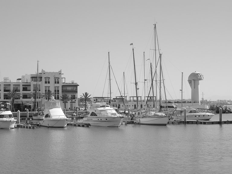 Agadir-Marina-Mono2.JPG