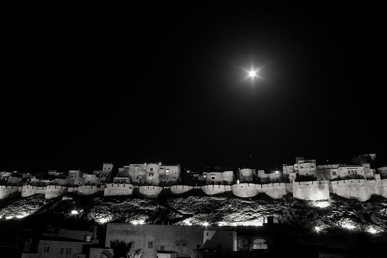 jaisalmer b&w.jpg