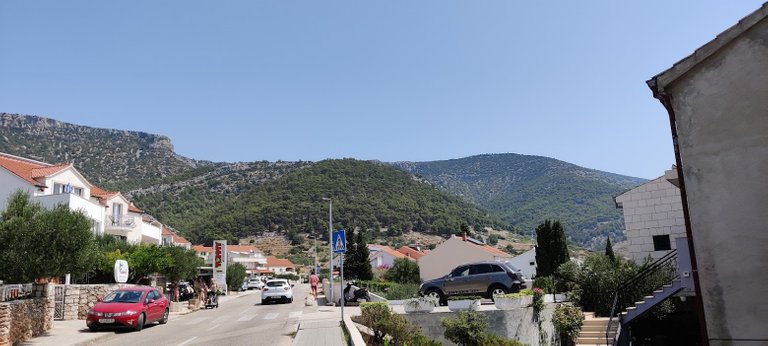 Brač's moutains around Bol