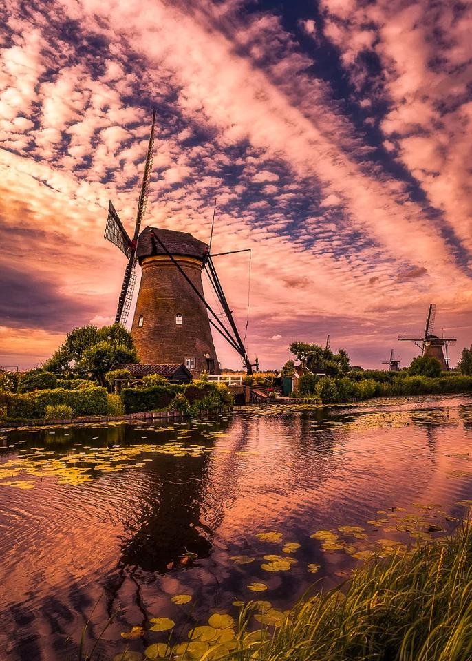 Holland at dusk.jpg