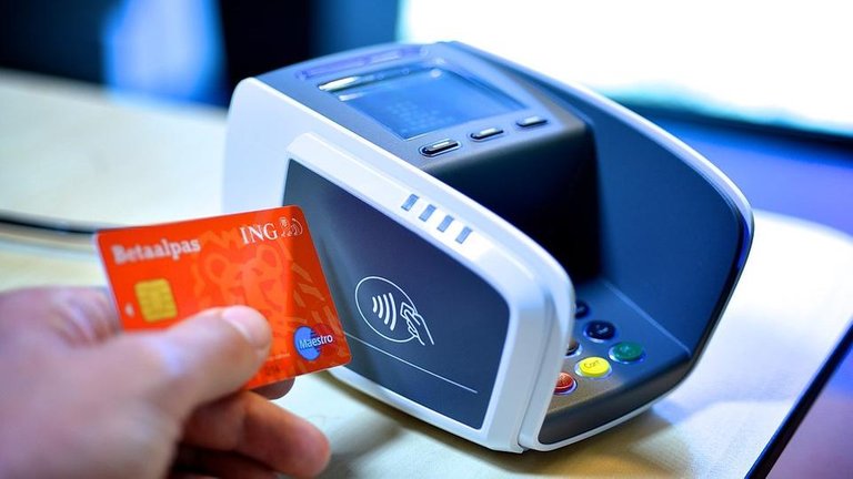 1199px-Betaalpas_en_logo_contactloos_betalen_-_8966256167.jpg