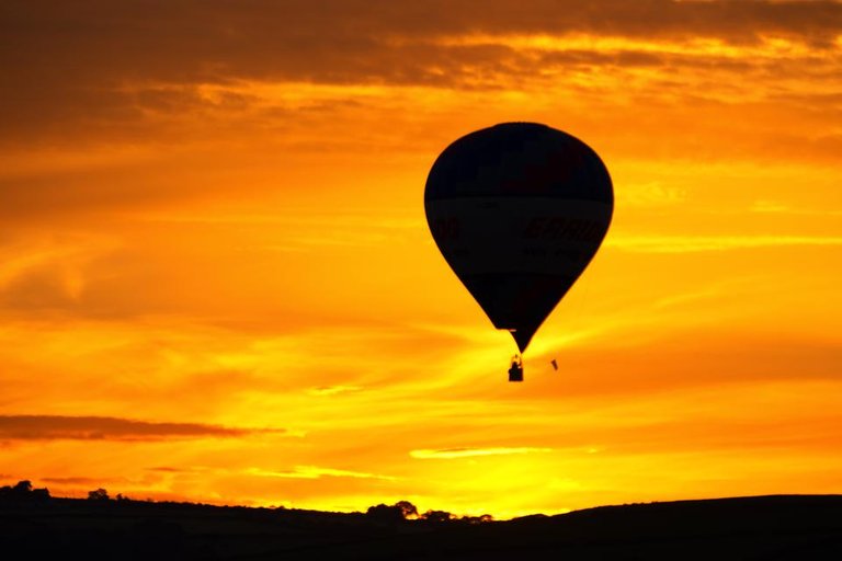Sunset hot air balloon trip carmarthenshire - by steve j huggett.jpg