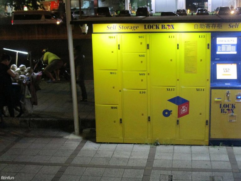 shape Lockbox MRT Sutthisan Bangkok Thailand fitinfun.jpg