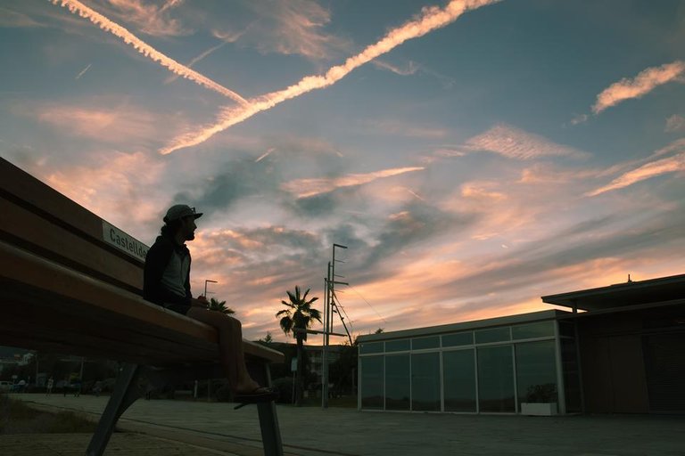 park bench Barcelona.jpg