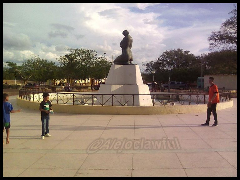 foto 5 ulog monumento.jpg