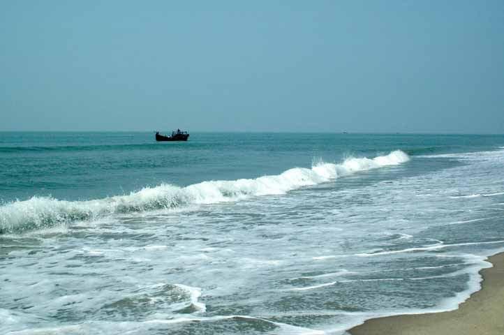 Coxu2019s-Bazar-Sea-Beach-Wave-Pics.jpg