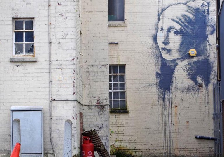 Banksy-girl-with-a-pearl-earring.jpg